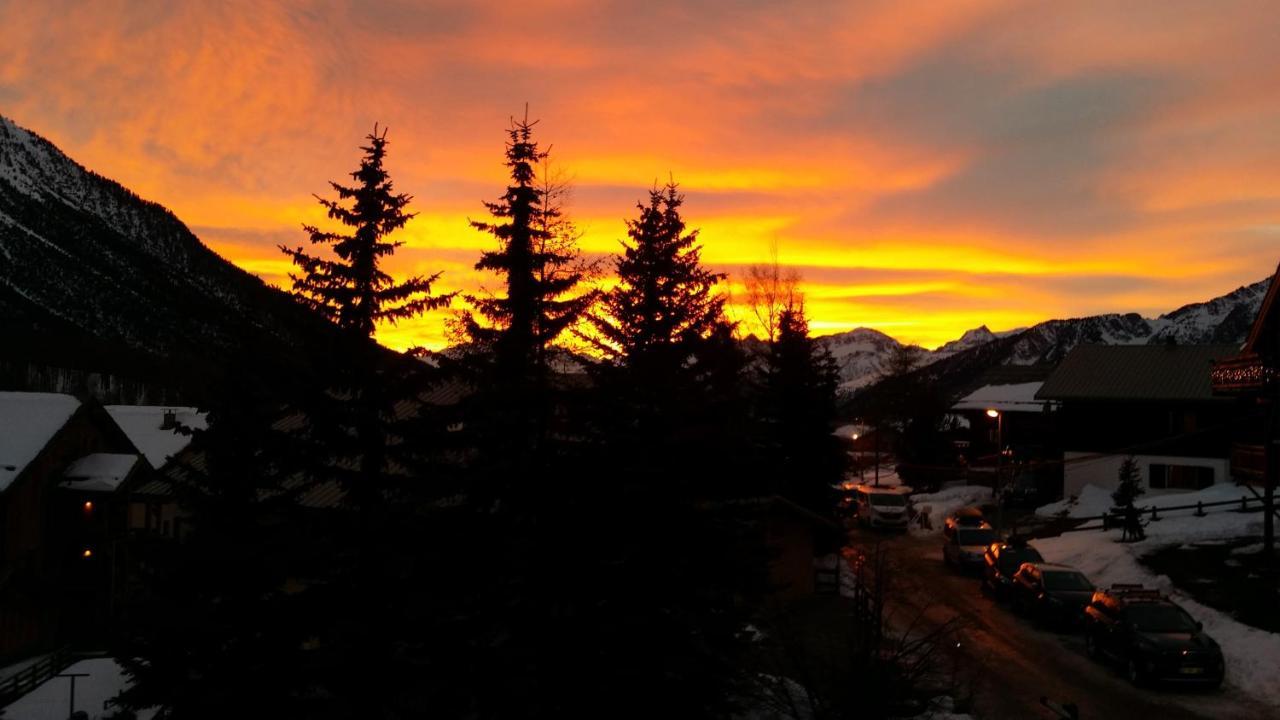 Chalet Plein Sud Montgenèvre المظهر الخارجي الصورة